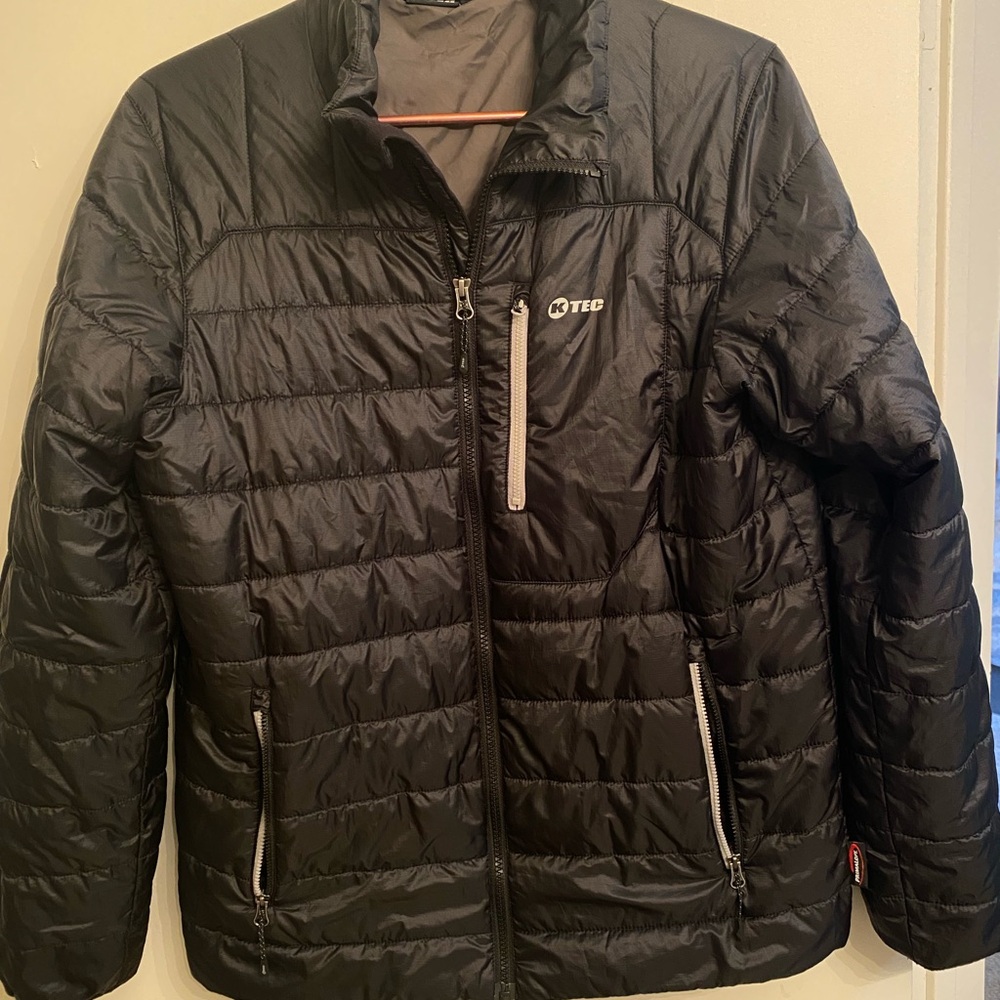 Black Puffer Jacket with Quilted Design and Stand-Up Collar